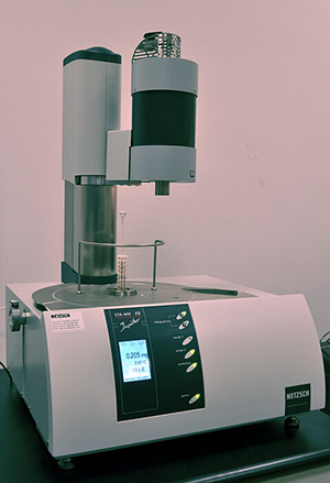 TG-DSC同步热分析仪